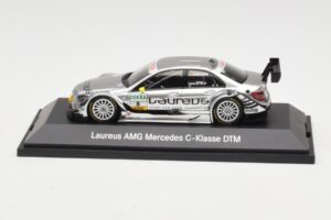 Mercedes C-Class C204 #8 R. Schumacher HWA DTM 2010 Minichamps 1:43 B66961414 Kov