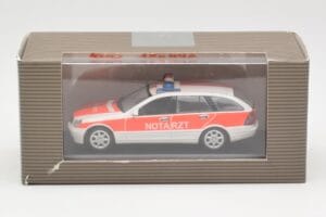 Mercedes C-Class S203 Notarzt Minichamps 1:43 430030190 Kov – obrázek 4 z 4
