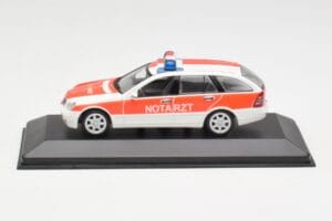Mercedes C-Class S203 Notarzt Minichamps 1:43 430030190 Kov