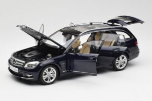 Mercedes C-Class S204 T-Modell Tanzanite Modrý AUTOart 1:18 B66962352 Kov – obrázek 2 z 8