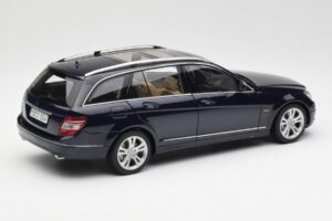 Mercedes C-Class S204 T-Modell Tanzanite Modrý AUTOart 1:18 B66962352 Kov – obrázek 3 z 8