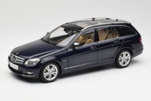 Mercedes C-Class S204 T-Modell Tanzanite Modrý AUTOart 1:18 B66962352 Kov