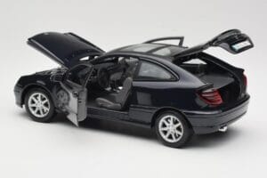 Mercedes C-Class Sports Coupe CL203 Modrý Maisto 1:18 B66962124 Kov – obrázek 5 z 8