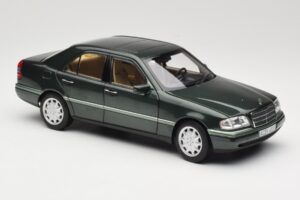 Mercedes C-Class W202 Malachite Green Norev 1:18 183372 Kov – obrázek 4 z 8