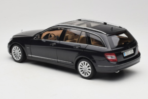 Mercedes C-Class W204 Estate Obsidian Black AUTOart 1:18 B66962349 Kov – obrázek 7 z 8