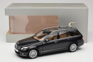 Mercedes C-Class W204 Estate Obsidian Black AUTOart 1:18 B66962349 Kov – obrázek 8 z 8