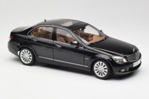 Mercedes C-Class W204 Obsidian Černý AUTOart 1:18 B66962365 Kov – obrázek 6 z 8
