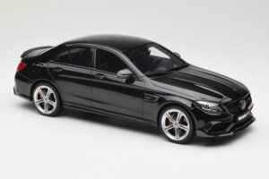 Mercedes C-Class W205 Brabus 650 Černý GT Spirit 1:18 GT132 Pryskyřice – obrázek 4 z 6