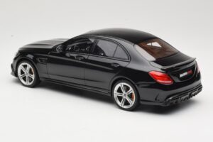 Mercedes C-Class W205 Brabus 650 Černý GT Spirit 1:18 GT132 Pryskyřice – obrázek 5 z 6
