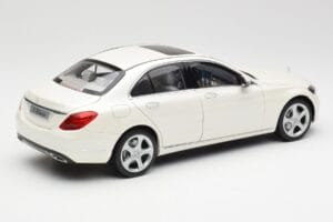 Mercedes C-Class W205 Diamond Bílý Metalíza Norev 1:18 B66960256 Kov – obrázek 3 z 8