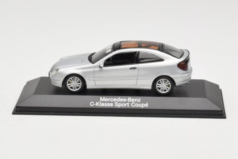 Mercedes C-Class W203 Sport Coupe Stříbrný Minichamps 1:43 B66961916 Kov