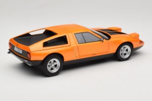 Mercedes C111 II White Autumn Metallic Norev 1:18 183050 Kov – obrázek 3 z 10