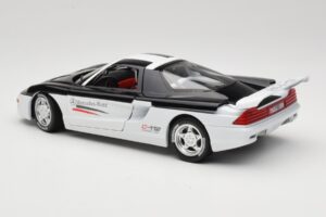 Mercedes C112 Sport Bílý & Černý Guiloy 1:18 68521 Kov – obrázek 7 z 8