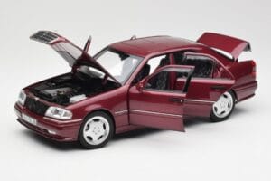 Mercedes AMG C36 W202 Almandine Červený Norev 1:18 B66040706 Kov – obrázek 2 z 8