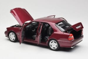 Mercedes AMG C36 W202 Almandine Červený Norev 1:18 B66040706 Kov – obrázek 5 z 8