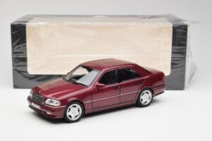 Mercedes AMG C36 W202 Almandine Červený Norev 1:18 B66040706 Kov – obrázek 8 z 8