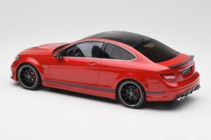 Mercedes AMG C63 W204 Edition 507 Červený GT Spirit 1:18 GT920 Pryskyřice – obrázek 4 z 5
