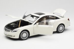Mercedes CL500 C216 Calcit Bílý AUTOart 1:18 B66962341 Kov – obrázek 2 z 8