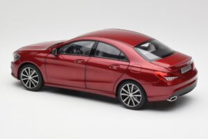 Mercedes CLA C117 Designo Patagonia Červený Metalíza Norev 1:18 B66960131 Kov – obrázek 7 z 8
