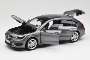 Mercedes CLA C117 Mountain Šedý Norev 1:18 B66960351 Kov – obrázek 2 z 8