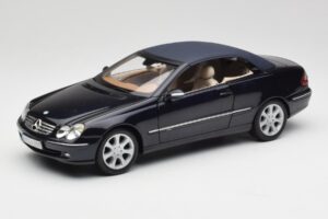 Mercedes CLK 500 W209 Kabriolet Tmavě Modrý Metalíza Kyosho 1:18 B66962174 Kov – obrázek 3 z 9