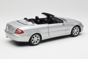 Mercedes CLK 500 Kabriolet Elegance A209 Stříbrný Kyosho 1:18 B66962172 Kov – obrázek 3 z 8