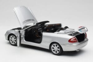 Mercedes CLK 500 Kabriolet Elegance A209 Stříbrný Kyosho 1:18 B66962172 Kov – obrázek 5 z 8