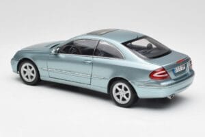 Mercedes CLK 500 W209 Světle Modrý Metalíza Kyosho 1:18 B66962192 Kov – obrázek 7 z 8