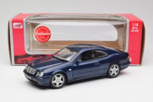 Mercedes CLK 55 AMG C209 Modrý Metalický Anson 1:18 30343 Kov – obrázek 8 z 8