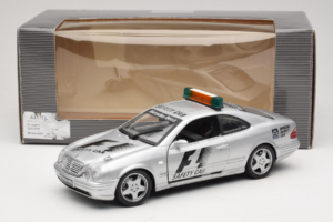 Mercedes AMG CLK 55 F1 Safety Car Maisto 1:18 B66005234 Kov – obrázek 6 z 6