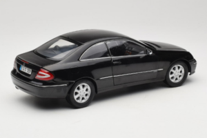 Mercedes CLK C209 Black Metallic Kyosho 1:18 B66962149 Kov – obrázek 3 z 8