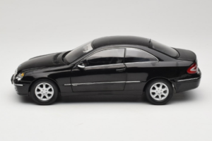 Mercedes CLK C209 Black Metallic Kyosho 1:18 B66962149 Kov – obrázek 4 z 8