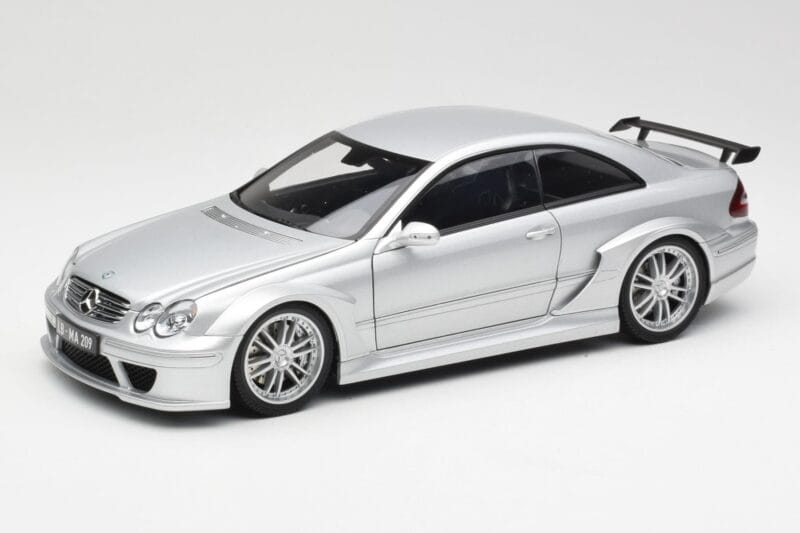 Mercedes AMG CLK DTM Stříbrný Kyosho 1:18 B66962271 Kov