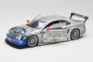 Mercedes CLK DTM #18 Persson Motorsport M. Tiemann DTM 2000 Maisto 1:18 538888 Kov – obrázek 2 z 8