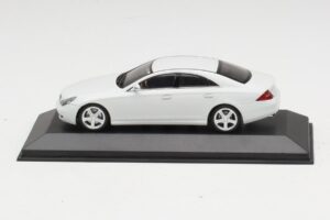 Mercedes CLS-Class C219 Linea Bílý Minichamps 1:43 436034300 Kov