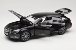 Mercedes CLS Shooting Brake X218 Obsidian Black Norev 1:18 B66960115 Kov – obrázek 2 z 8