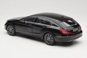 Mercedes CLS Shooting Brake X218 Obsidian Black Norev 1:18 B66960115 Kov – obrázek 7 z 8