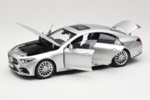 Mercedes CLS C257 Stříbrný Norev 1:18 183489 Kov – obrázek 2 z 8