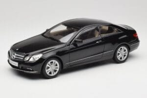 Mercedes E-Class Coupe C207 Obsidian Black Metallic Norev 1:18 B66962418 Kov