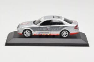 Mercedes E-Class W211 #7 Team AutoBild Paris-Beijing 2006 Replacement Box Minichamps 1:43 MB001 Kov