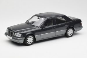 Mercedes E320 W124 Nautik Modrá Metalická Dealer Edition AUTOart 1:18 B66040508 Kov