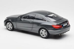 Mercedes E500 C207 Coupe Tenoric Šedý Norev 1:18 183540 Kov – obrázek 7 z 8