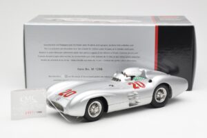 Mercedes W196 Streamliner #20 K. Kling French GP 1954 CMC 1:18 M-128B Kov – obrázek 6 z 6
