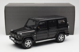 Mercedes G 500 W463 Černý Dealer Edition AUTOart 1:18 B66962143 Kov – obrázek 8 z 8