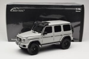 Mercedes G 63 AMG 4x4 Squared Arabian Grey Almost Real 1:18 820829 Kov – obrázek 8 z 8