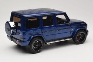 Mercedes G 63 AMG W463 Blue Metallic Minichamps 1:18 110037061 Kov – obrázek 3 z 8
