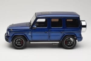 Mercedes G 63 AMG W463 Blue Metallic Minichamps 1:18 110037061 Kov – obrázek 4 z 8