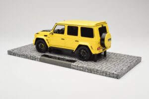 Mercedes Brabus 850 6.0 Widestar G63 W463 Electric Beam Yellow Minichamps 1:18 107032402 Kov – obrázek 5 z 6