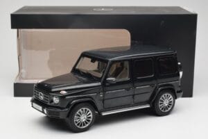 Mercedes G-Class G500 W463A Emerald Green Minichamps 1:18 B66960810 Kov – obrázek 8 z 8