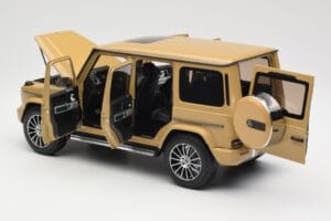Mercedes G-Class G 500 W463A Solarbeam Yellow Metallic Minichamps 1:18 113037108 Kov – obrázek 5 z 8